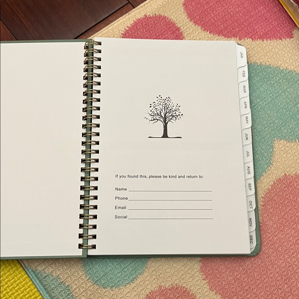 2026 Planning Calendar - Sage Green new - Picture 4 of 10